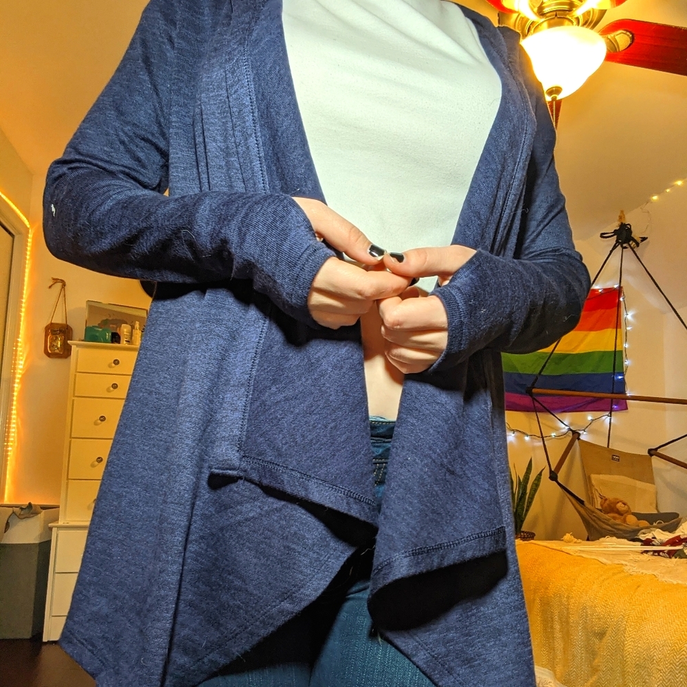 Old Navy Active Small Go-Dry cardigan